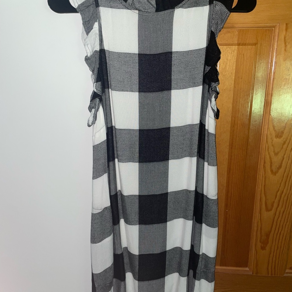 Chelsea & Violet Sleeveless Checkered Dress with Pockets